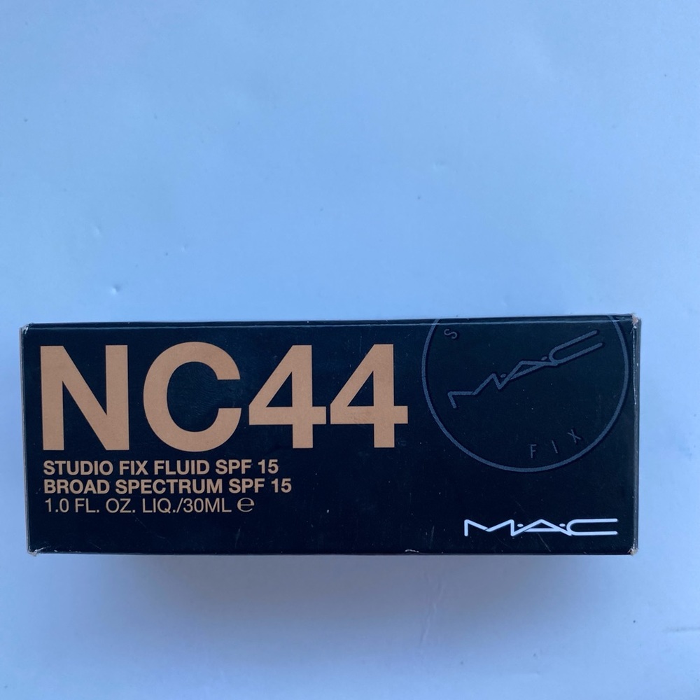 Studio fix fluid spf foundation